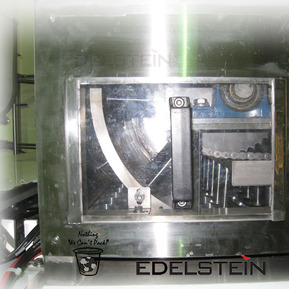 Cup Rinsing System on Multi-Lane Cup Filling-Sealing Machine