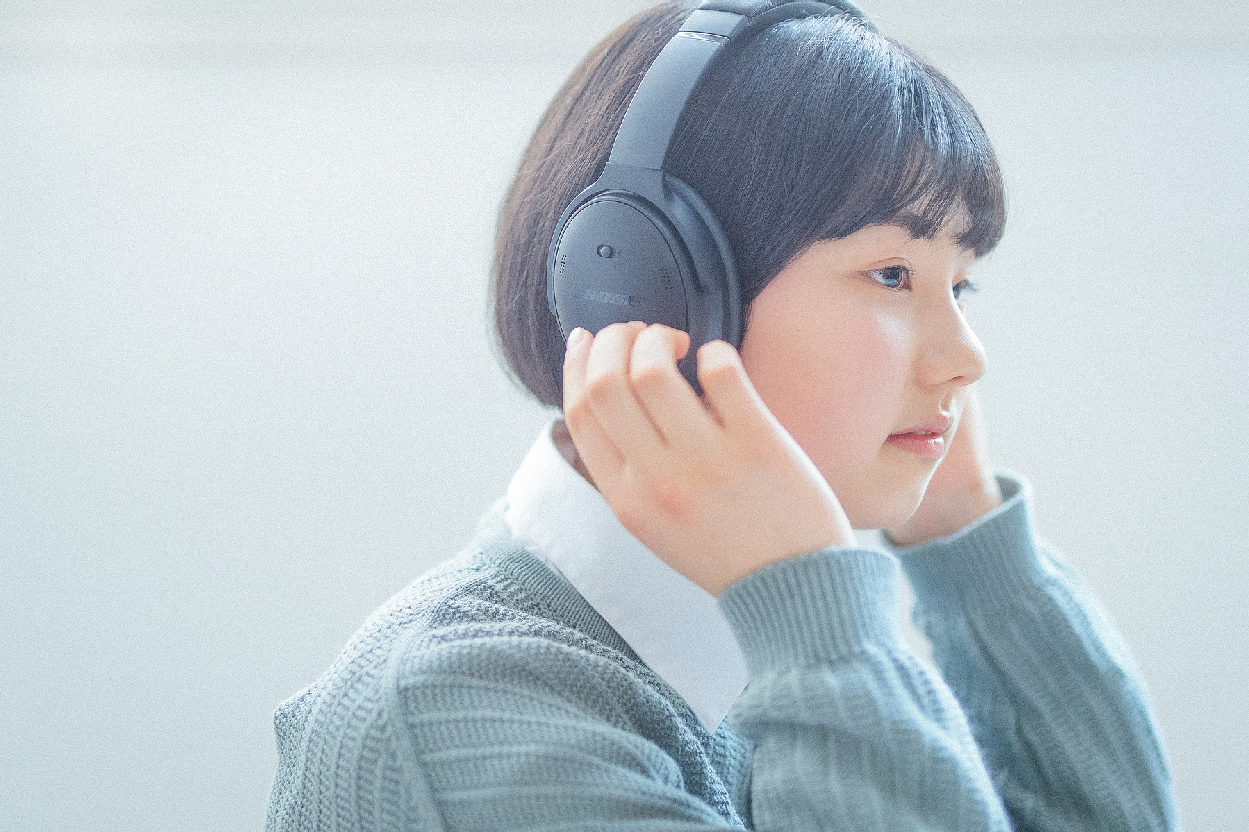 愛知県名古屋市、岐阜、三重のおしゃれなラジオDJ,パーソナリティの宣材写真、プロフィール写真
