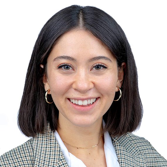 Linkedin-style headshot in Ottawa on a white background by Frank Fenn IDEA3