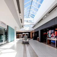 White Oaks Mall London Ontario by Frank Fenn IDEA3 Photography interior Freedom Mobile