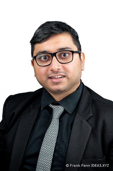 Headshot Photography in Ottawa by Frank Fenn IDEA3