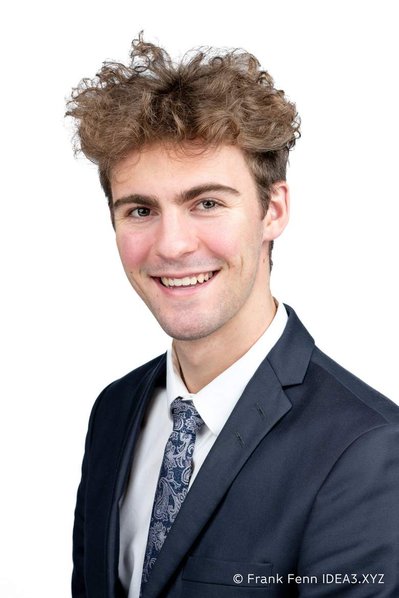 Headshot Photography in Ottawa by Frank Fenn IDEA3