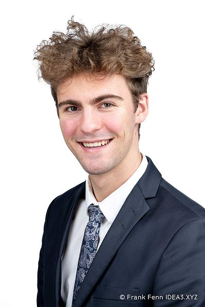 Headshot Photography in Ottawa by Frank Fenn IDEA3
