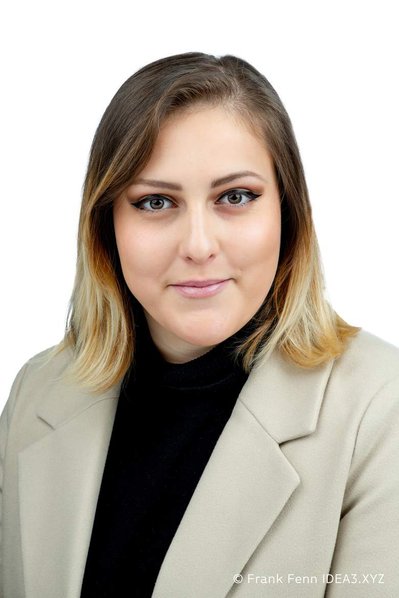 Headshot Photography in Ottawa by Frank Fenn IDEA3
