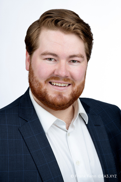 Headshot Photography in Ottawa by Frank Fenn IDEA3