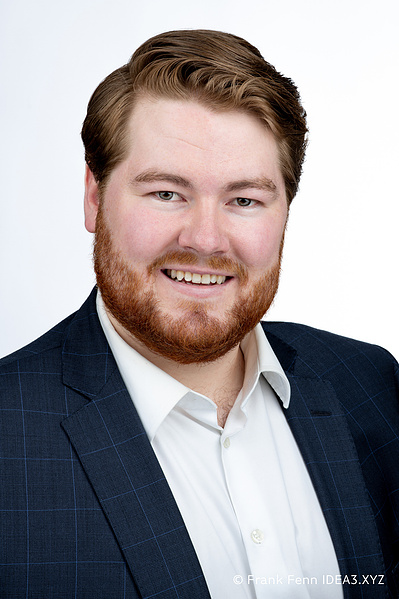 Headshot Photography in Ottawa by Frank Fenn IDEA3