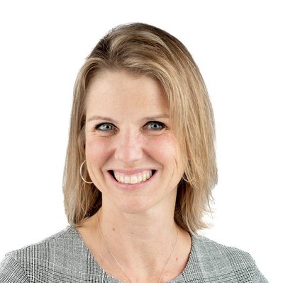 Headshot photograph of a professional woman in Ottawa Offices by Frank Fenn IDEA3