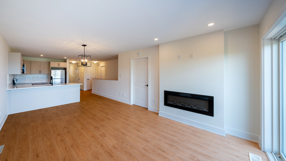 Real estate photography of a new home in Smiths Falls Ontario by Frank Fenn IDEA3