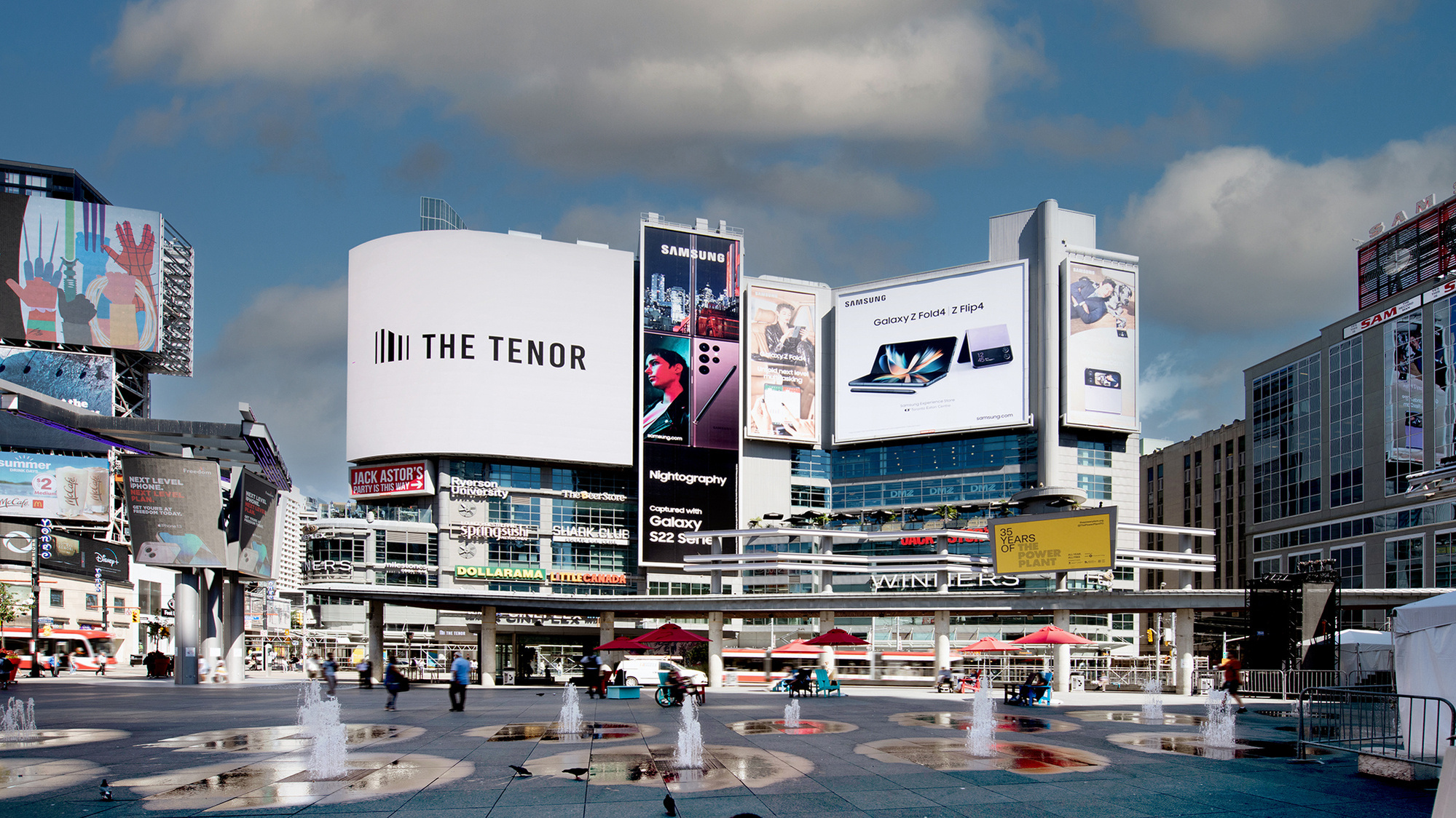Shopping Centre Photograph at Yonge and Dundas Toronto by Frank Fenn IDEA3 Brand Photography