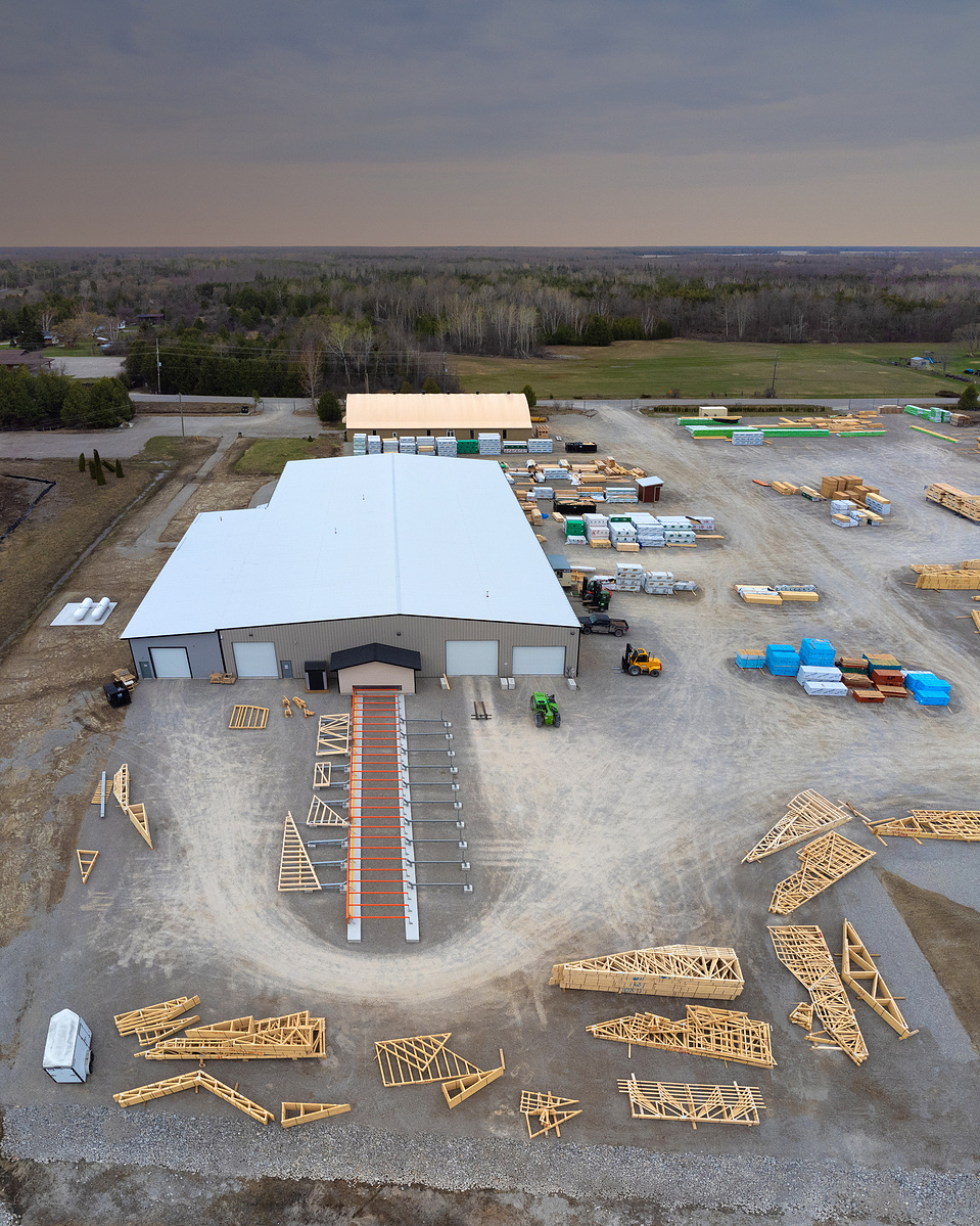 Drone photography of a factory in Smiths Falls Ontario by Frank Fenn IDEA3