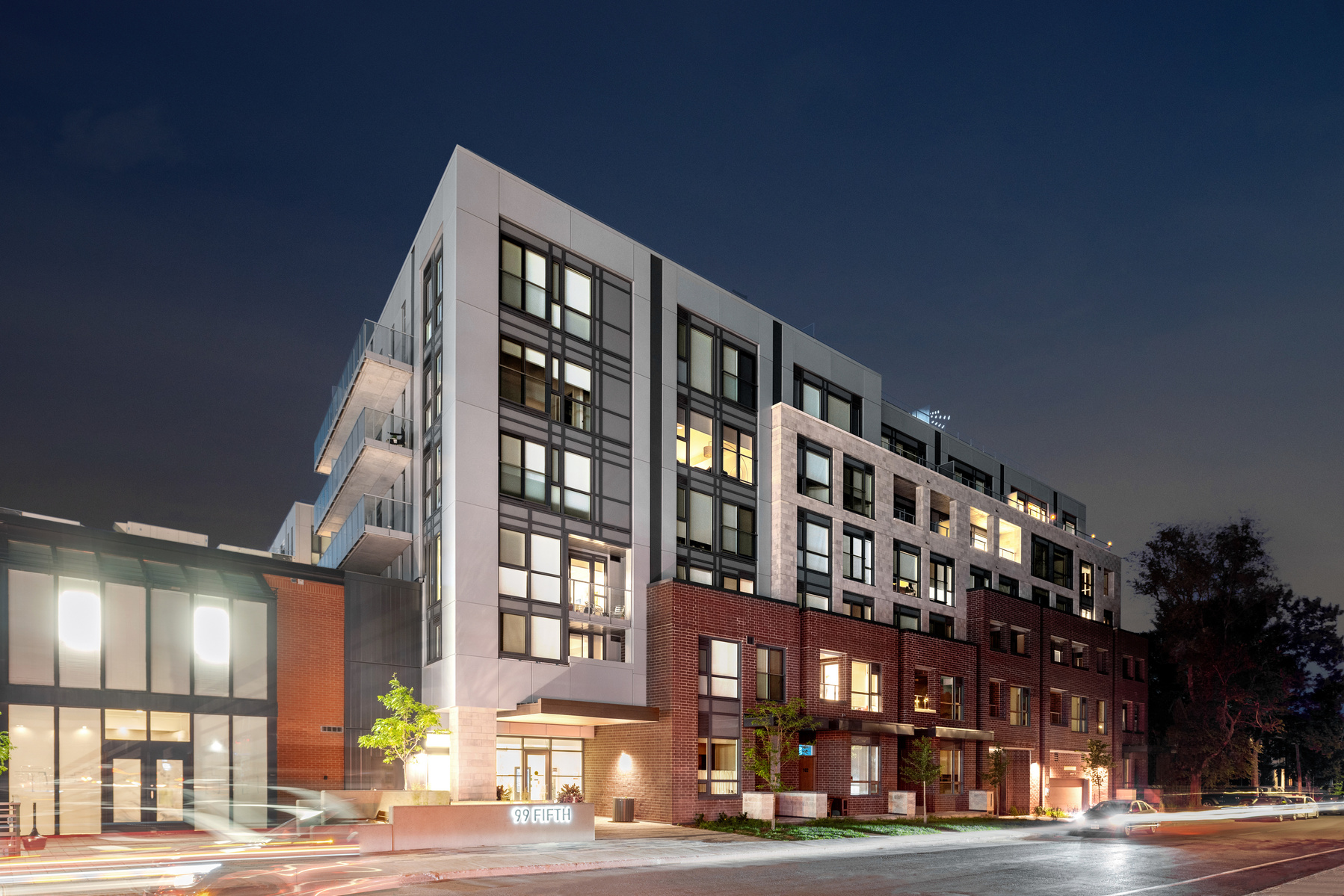 Fifth Avenue - 99 Fifth Avenue Ottawa Ontario - Architectural Photography 