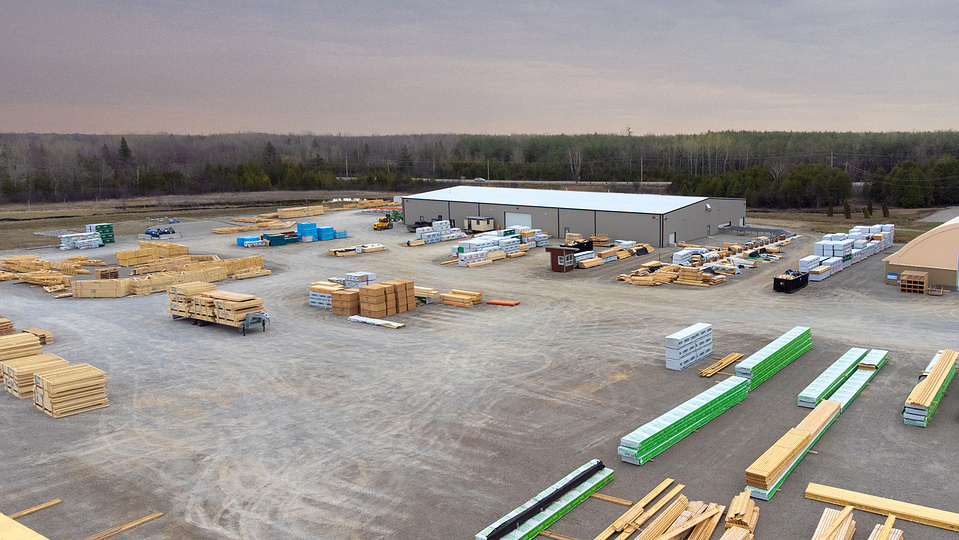 Drone photography of a factory in Smiths Falls Ontario by Frank Fenn IDEA3