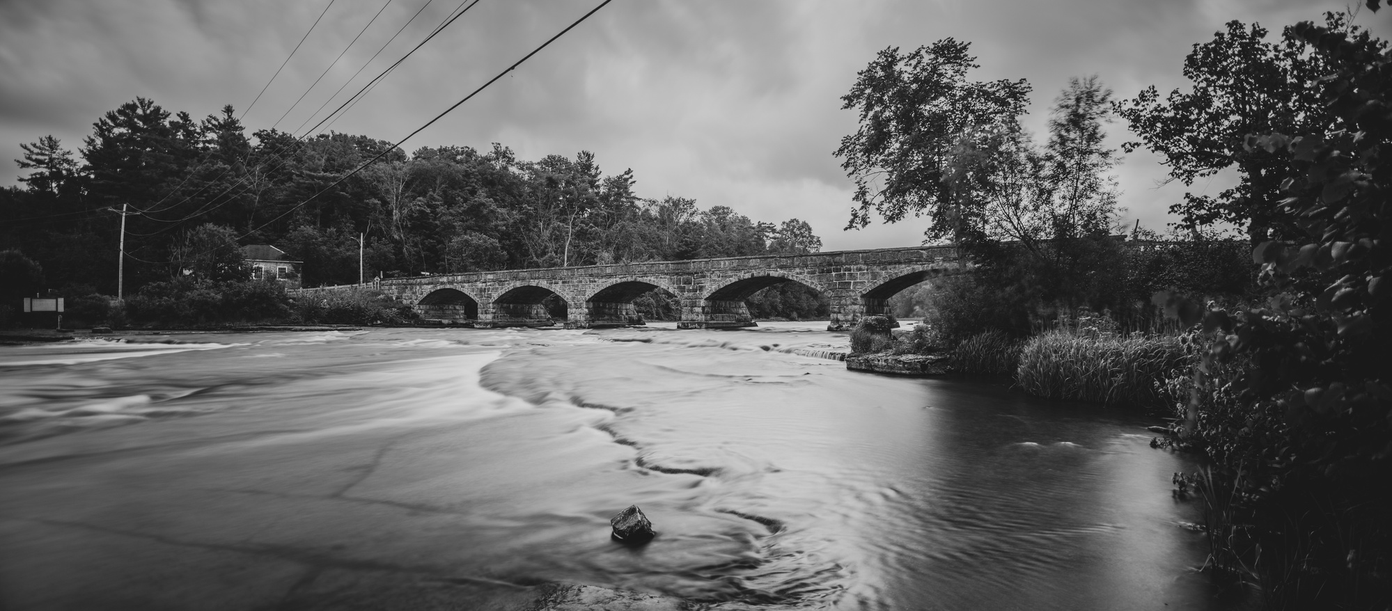 Pakenham 5 span bridge in black and white