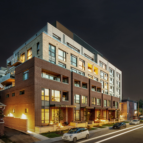 Bank and Fourth avenue in Ottawa photographed at night by Frank Fenn Architectural Photographer at IDEA3