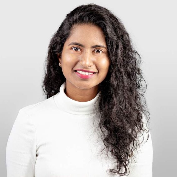 Headshot photograph of a professional woman in Ottawa Offices by Frank Fenn IDEA3