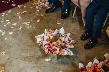 Flowers, wedding flowers. Not afraid to fall, KZN documentary wedding photographer. Midlands, Wedding, Photo, South Africa