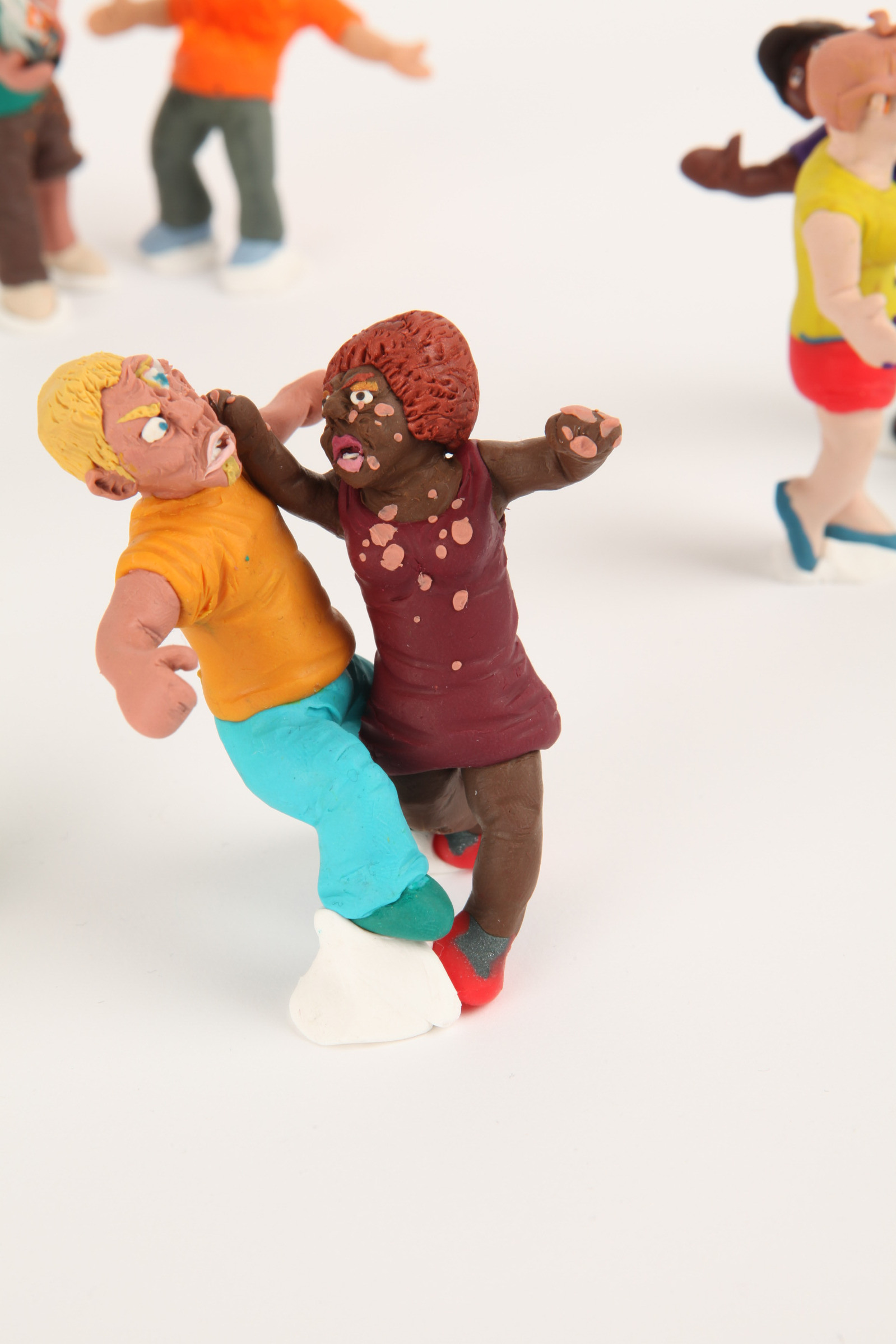 bagarre pâte à modeler plasticine scène personnage clara marciano 