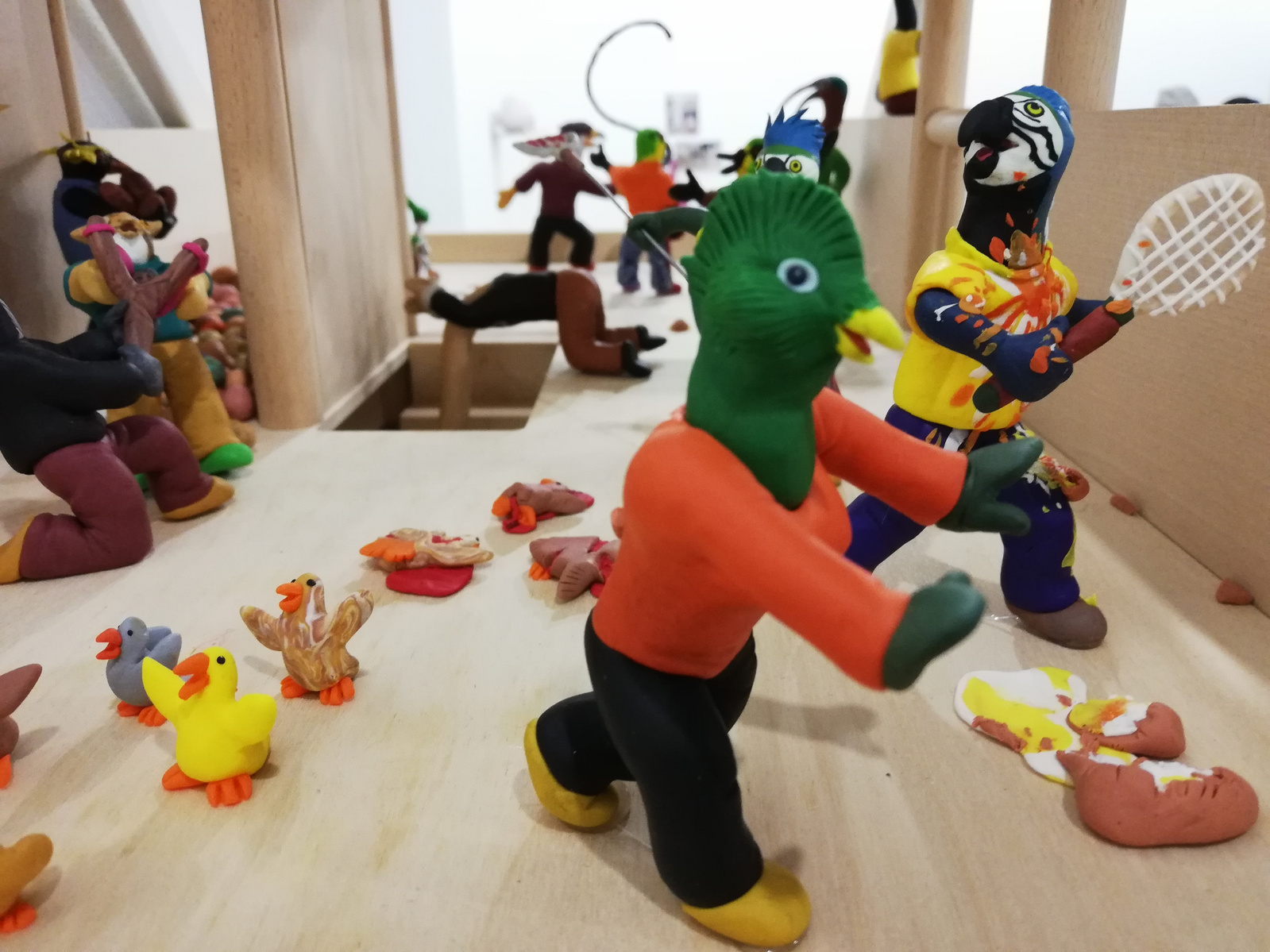 du plomb dans l'aile pâte à modeler plasticine scène personnage clara marciano