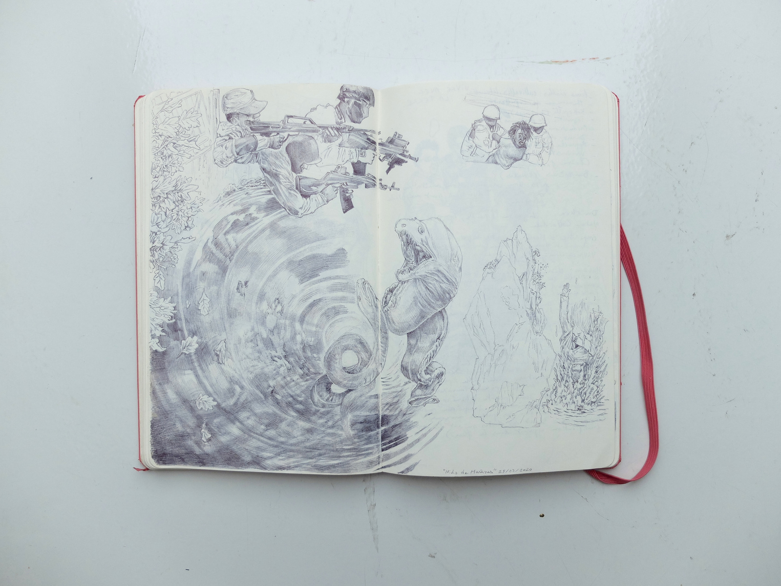 carnet rose crayon graphite stylo encre clara marciano dessin croquis observation
