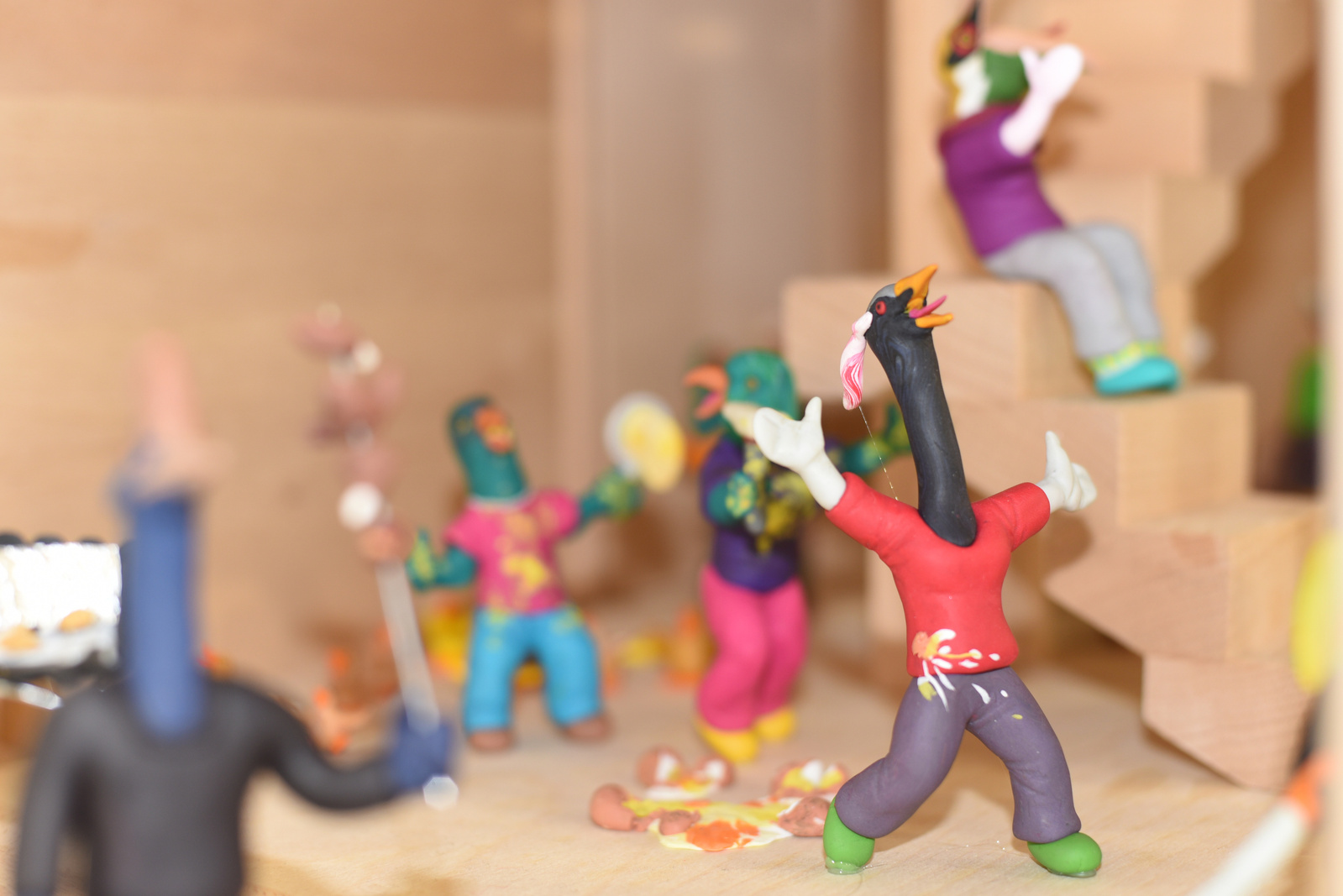 du plomb dans l'aile pâte à modeler plasticine scène personnage clara marciano la science à la maison