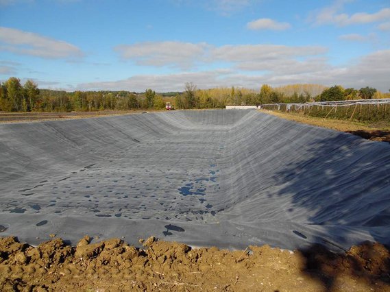 étanchéité géomembrane, EPDM, stockage, d'eau, retenue colinéaire, bassin, bassin d'agrément, retenue d'irrigation, Tarn, Tarn et Garonne, Aveyron, Cantal, Haute-Garonne, Aude, Toulouse, Montauban, Moissac, Rodez, Carcassonne, Albi