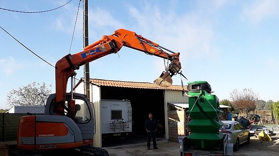 déchargement d'une micro-station d'épuration à Saint Sulpice (81)