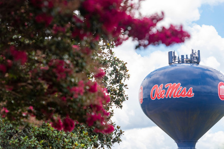 Campus Scenes. Photo by Srijita Chattopadhyay&amp;amp;amp;amp;amp;#x2F; Ole Miss Digital Imaging Services