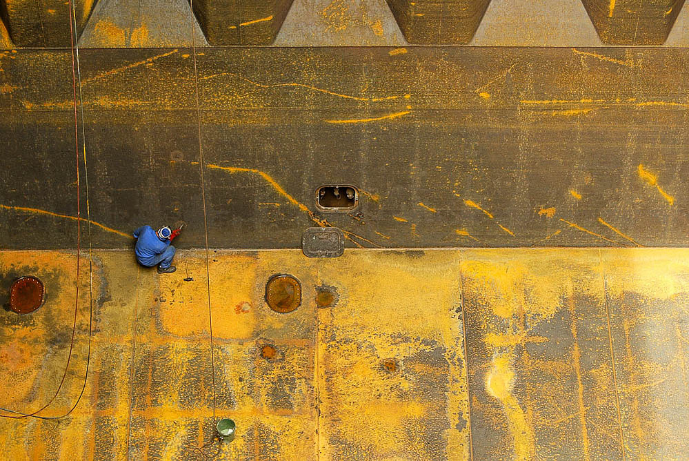 Chantier de Réparation Naval de Marseille . (Compagnie Marseille Réparation) Soudeurs