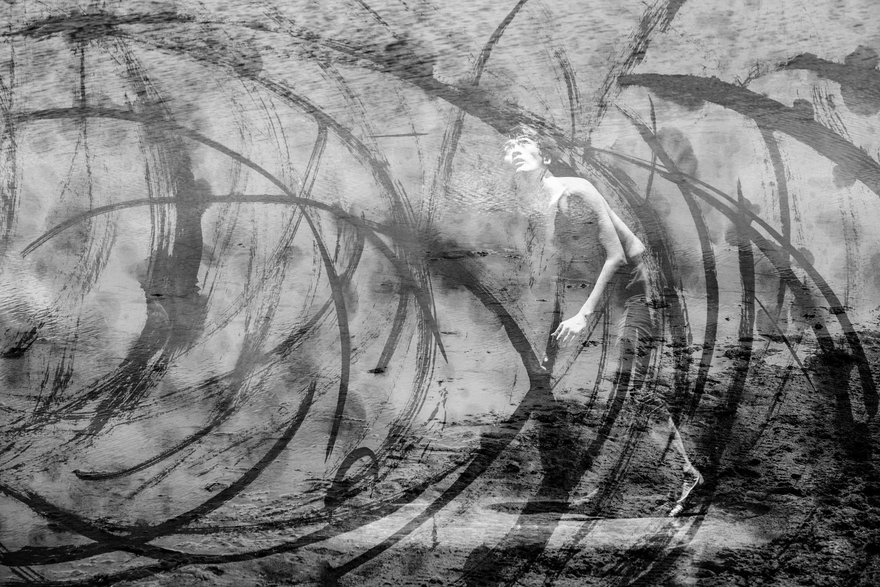This series of pictures is the result of the collaboration between Chinese Tibetan choreographer Laba Zhaxi and Laurent Hou. The collaboration included a road trip in Qinghai (from Qilian’s mountains to Qinghai lake).
