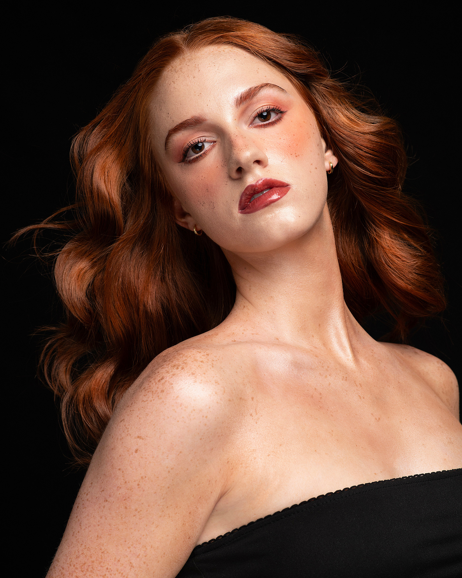 Tiffany Pro Makeup Beauty, Dallas hair and makeup, Dallas hair and makeup team, Dallas beauty makeup, Top Dallas makeup artist, Top Dallas hair and makeup 