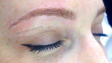 Natural looking brows,  redhead, BrowStyling microblading studio in Toronto