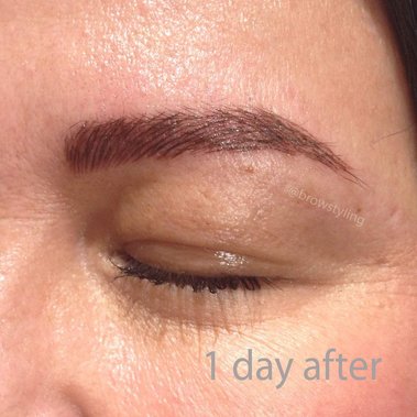 Lucky Bromhead makeup artist gets her brows microbladed by BrowStyling Toronto microblading studio. 1 day healed