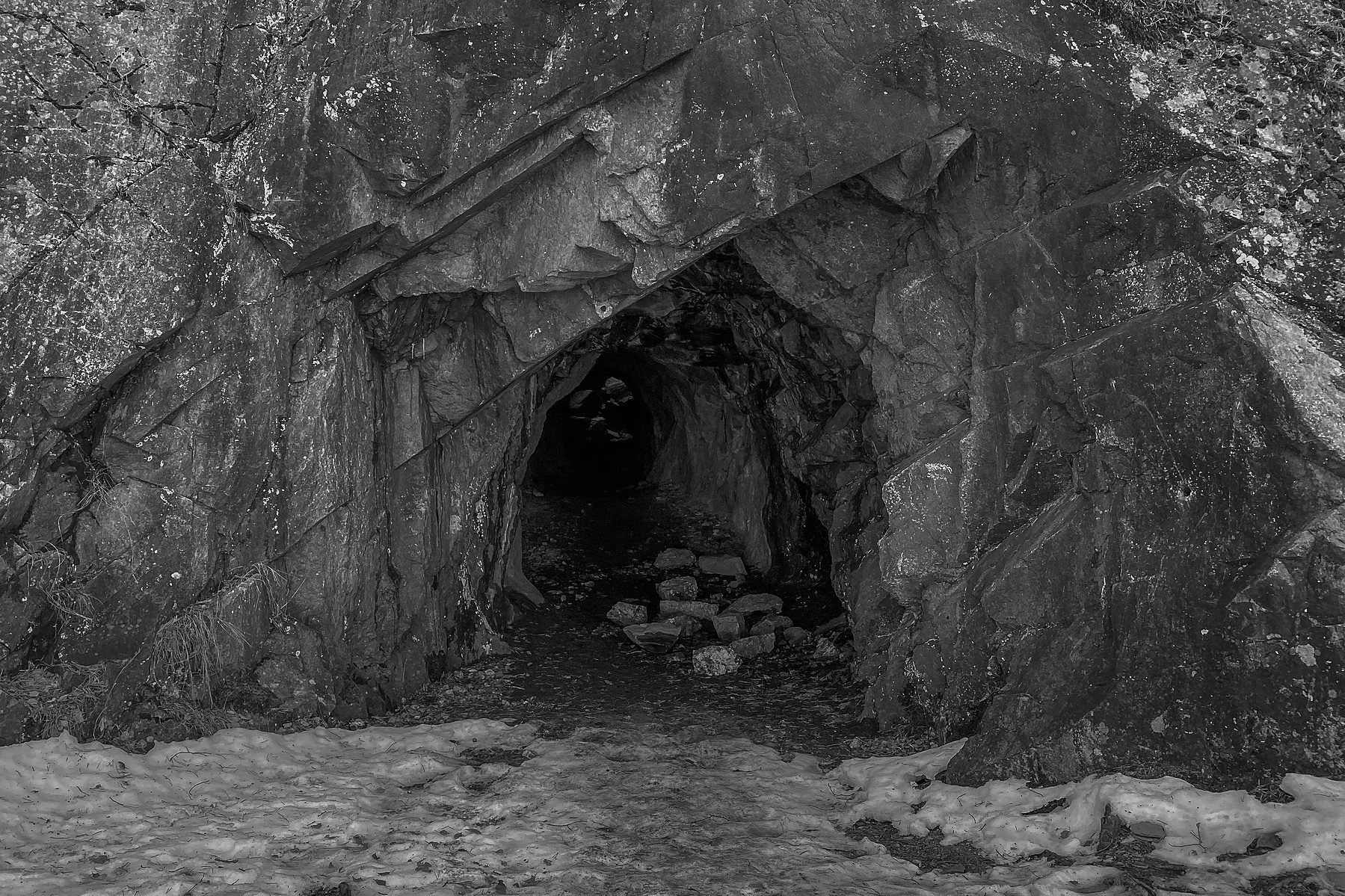 The entrance of Spro Cave.