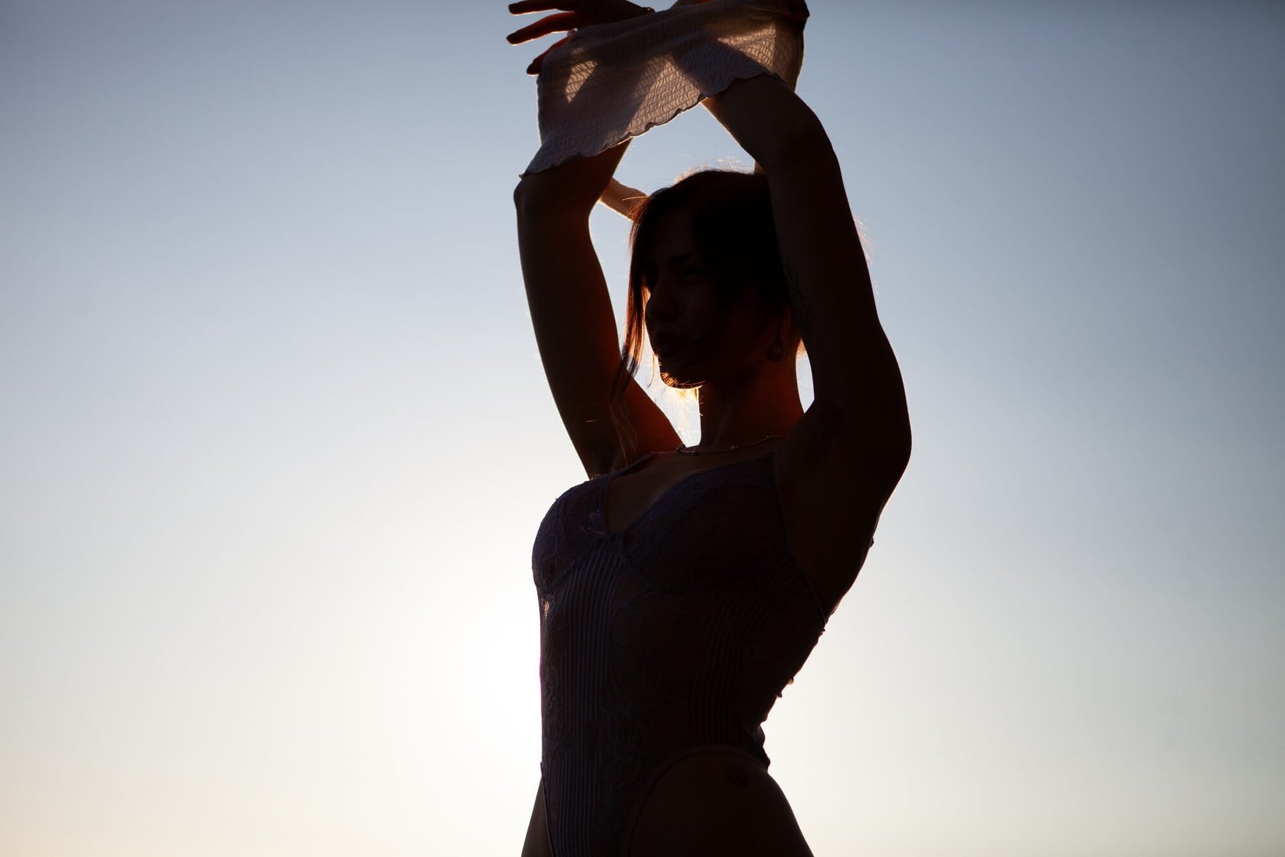 Outdoor female photo session during the sunset 