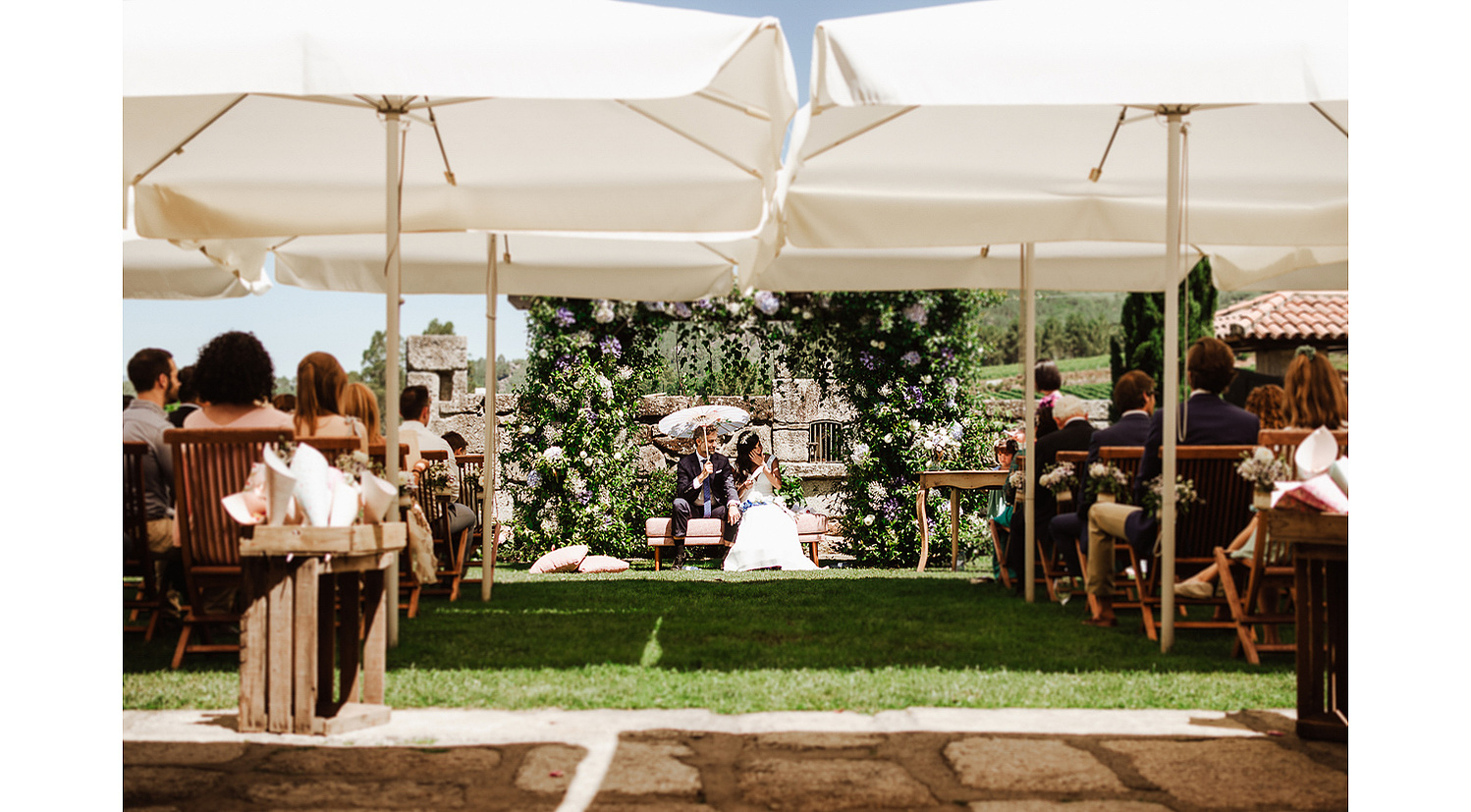 Ceremonia al aire libre en Casal de Arman, Ribadavia, Ourense