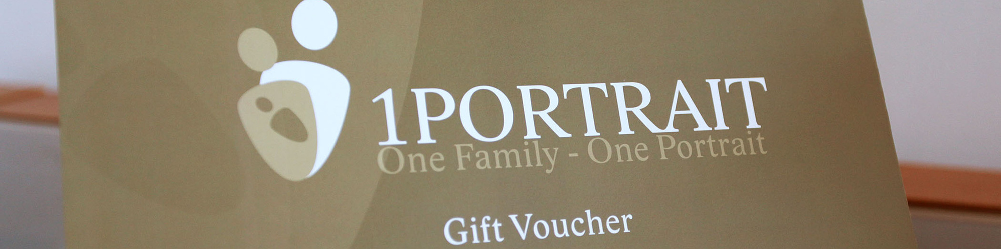 Family Portrait Photography Studio Gift Voucher - Small Benefit Scheme Tax Free Gift Cards for Employees