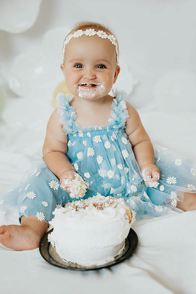 baby girl's 1st birthday Colorado milestone cake smash