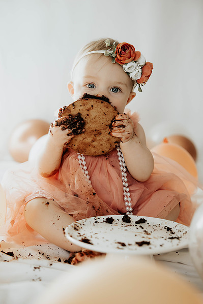 baby girl's 1st birthday Colorado milestone cake smash