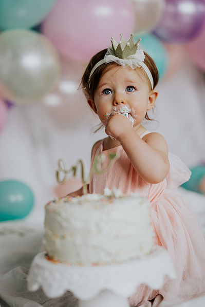 baby girl's 1st birthday Colorado milestone cake smash