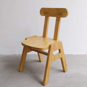 Workshop in Singapore using CNC to produce wood furniture and signboards. 