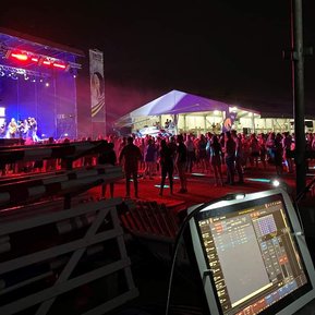 Purple Raindrop will manage your event from concept to cleaning. 
