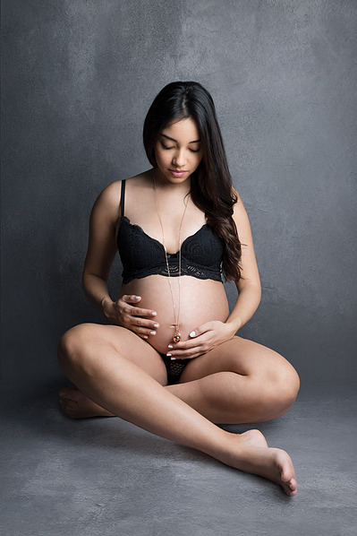 Femme enceinte, Photo de Grossesse, Photo Maternité, photographe studio, Photo Nouveau-né, Naissance, Gizeux, Bourgueil, Tours, Chinon, Langeais, Saumur