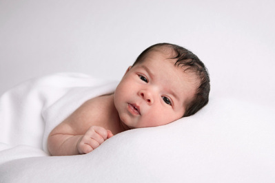 Photo Nouveau-né, Photo Naissance, Maternité, photographe studio, Photo bébé, nourrisson, Gizeux, Bourgueil, Tours, Chinon, Langeais, Saumur