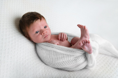 Photo Nouveau-né, Photo Naissance, Maternité, photographe studio, Photo bébé, nourrisson, Gizeux, Bourgueil, Tours, Chinon, Langeais, Saumur