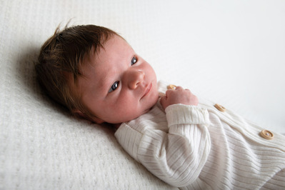 Photo Nouveau-né, Photo Naissance, Maternité, photographe studio, Photo bébé, nourrisson, Gizeux, Bourgueil, Tours, Chinon, Langeais, Saumur
