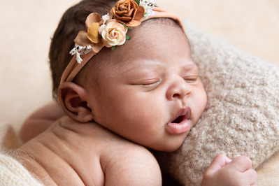 Photo Nouveau-né, Photo Naissance, Maternité, photographe studio, Photo bébé, nourrisson, Gizeux, Bourgueil, Tours, Chinon, Langeais, Saumur