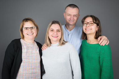 Photo Famille, Photo Enfant, frères et soeurs, Photo Fratrie, Photo Bambin, photographe studio, Photo bébé, Gizeux, Bourgueil, Tours, Chinon, Langeais, Saumur