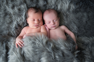 Photo Nouveau-né, Photo Naissance, Maternité, photographe studio, Photo bébé, nourrisson, Gizeux, Bourgueil, Tours, Chinon, Langeais, Saumur