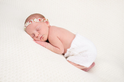 Photo Nouveau-né, Photo Naissance, Maternité, photographe studio, Photo bébé, nourrisson, Gizeux, Bourgueil, Tours, Chinon, Langeais, Saumur