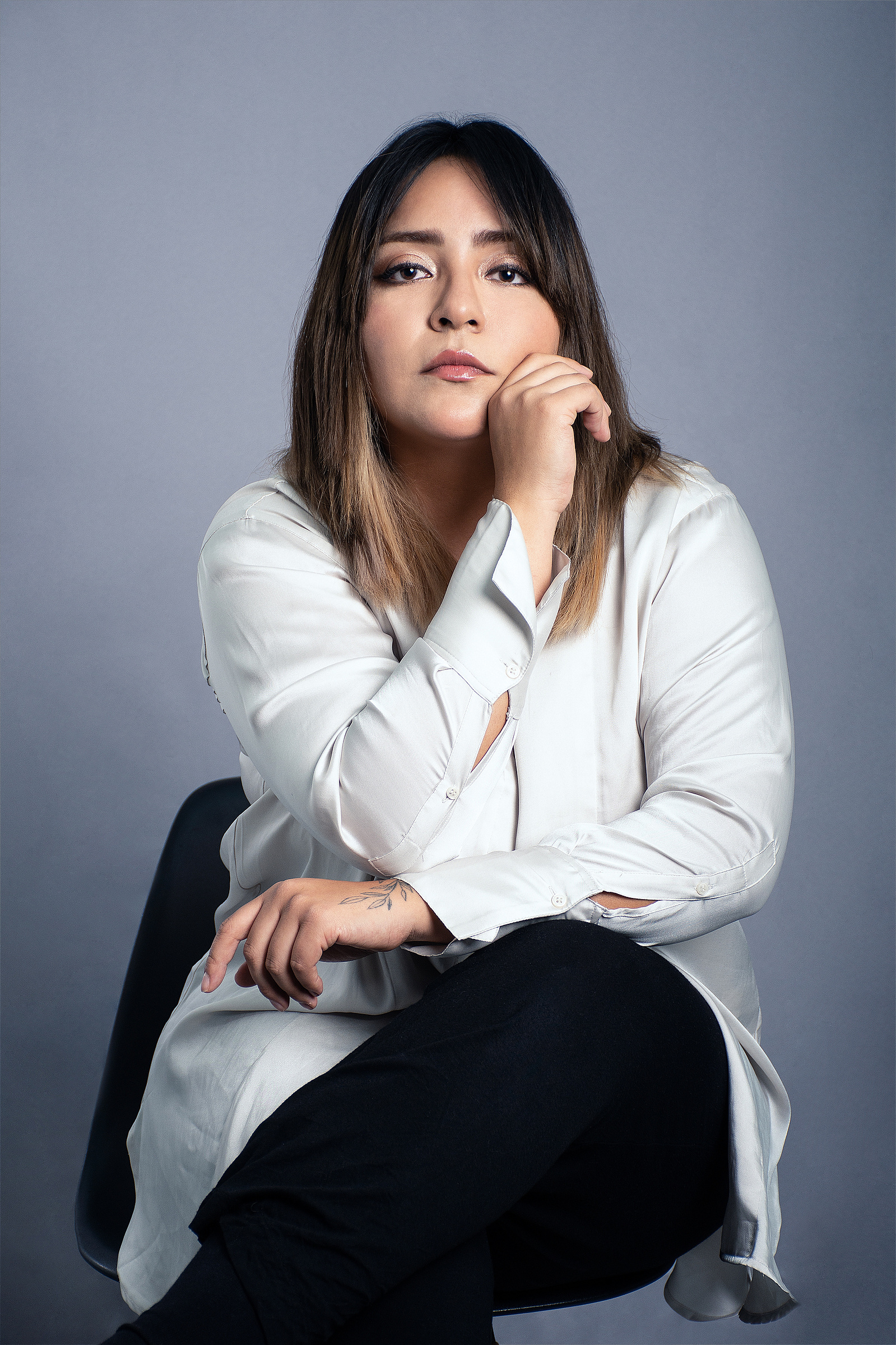 Paraíso MX: somos un estudio de fotógrafos expertos, ubicados en la CDMX y Tlaxcala, especializados en sesiones de estudio, editorial, books de modelo, foto ejecutiva y todo tipo de retratos. Contáctanos.